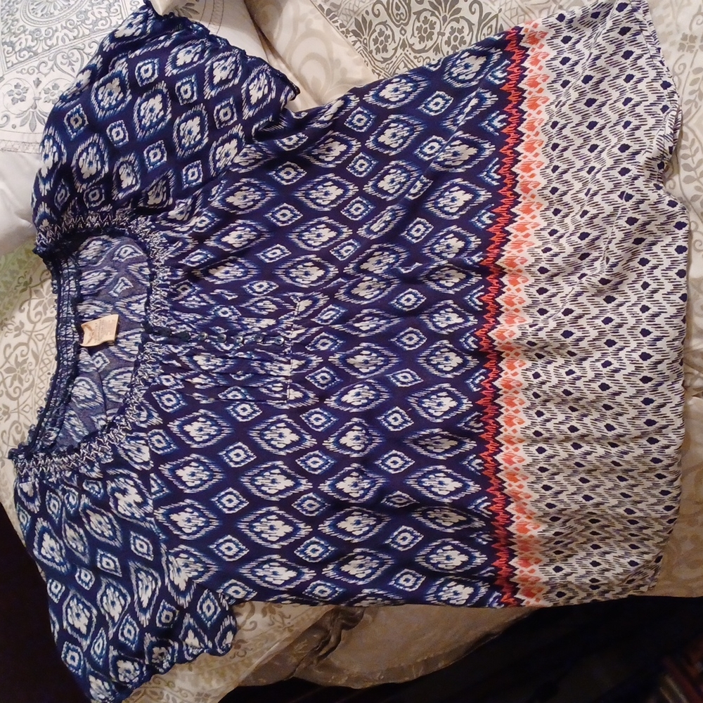 Faded Glory, Size XL, Navy Blue with white diamonds 💎 blouse